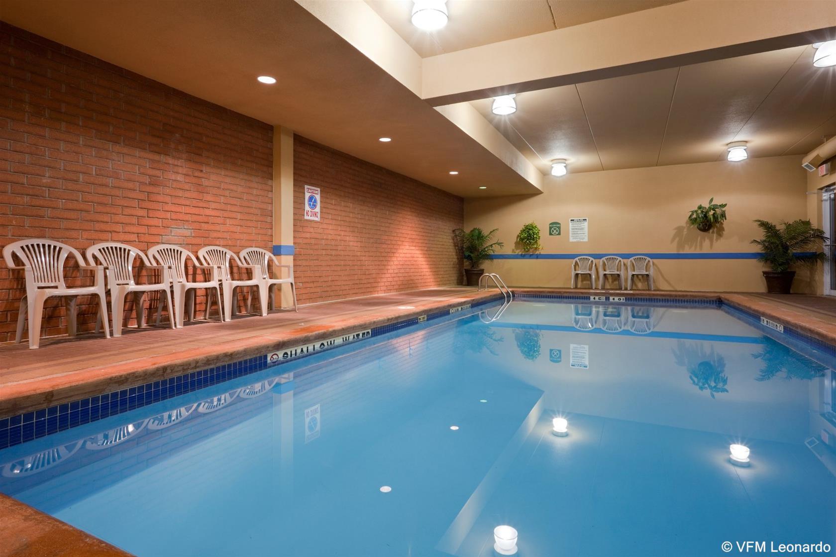 Holiday Inn Express Hotel & Suites 1000 Islands - Gananoque By Ihg Kültér fotó
