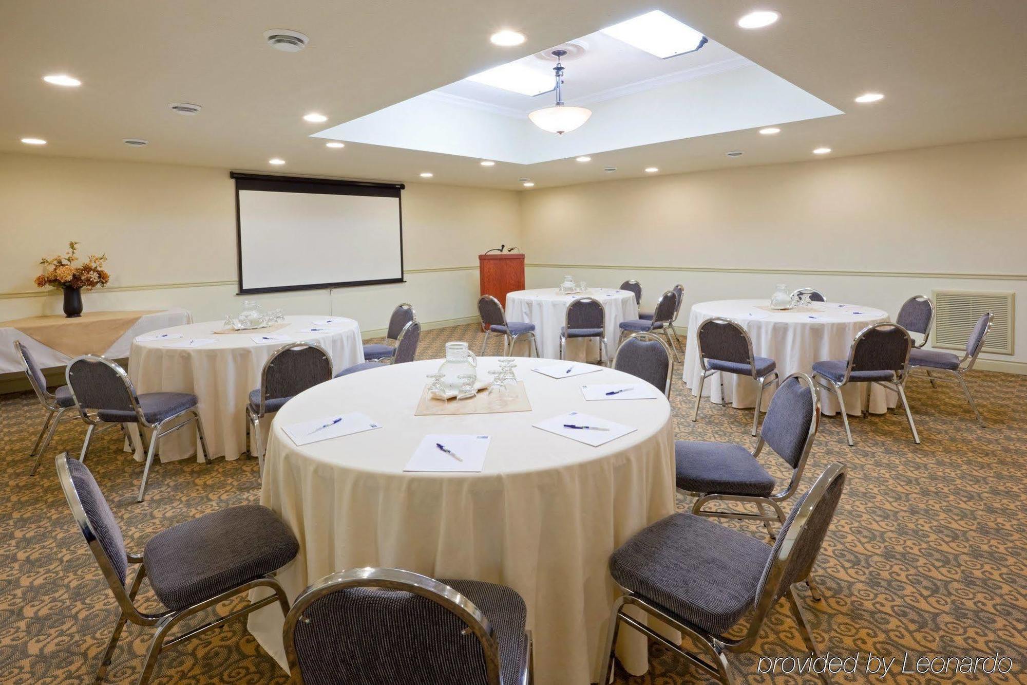 Holiday Inn Express Hotel & Suites 1000 Islands - Gananoque By Ihg Kültér fotó